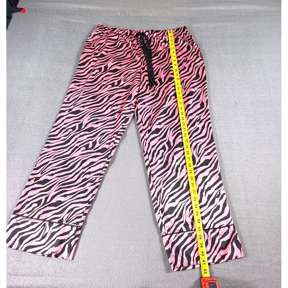 Victoria's Secret Zebra Print Pajama Set Pink Black Button Top Pants XL Comfort - Picture 9 of 12